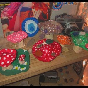 mushroom ring/crystal holders